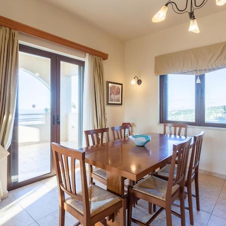 Villa Selini Roussospítion 外观 照片