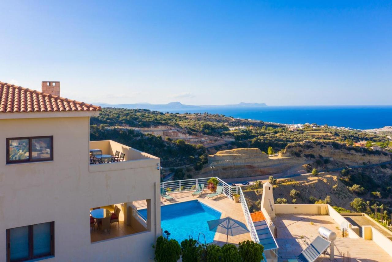 Villa Selini Roussospítion 外观 照片