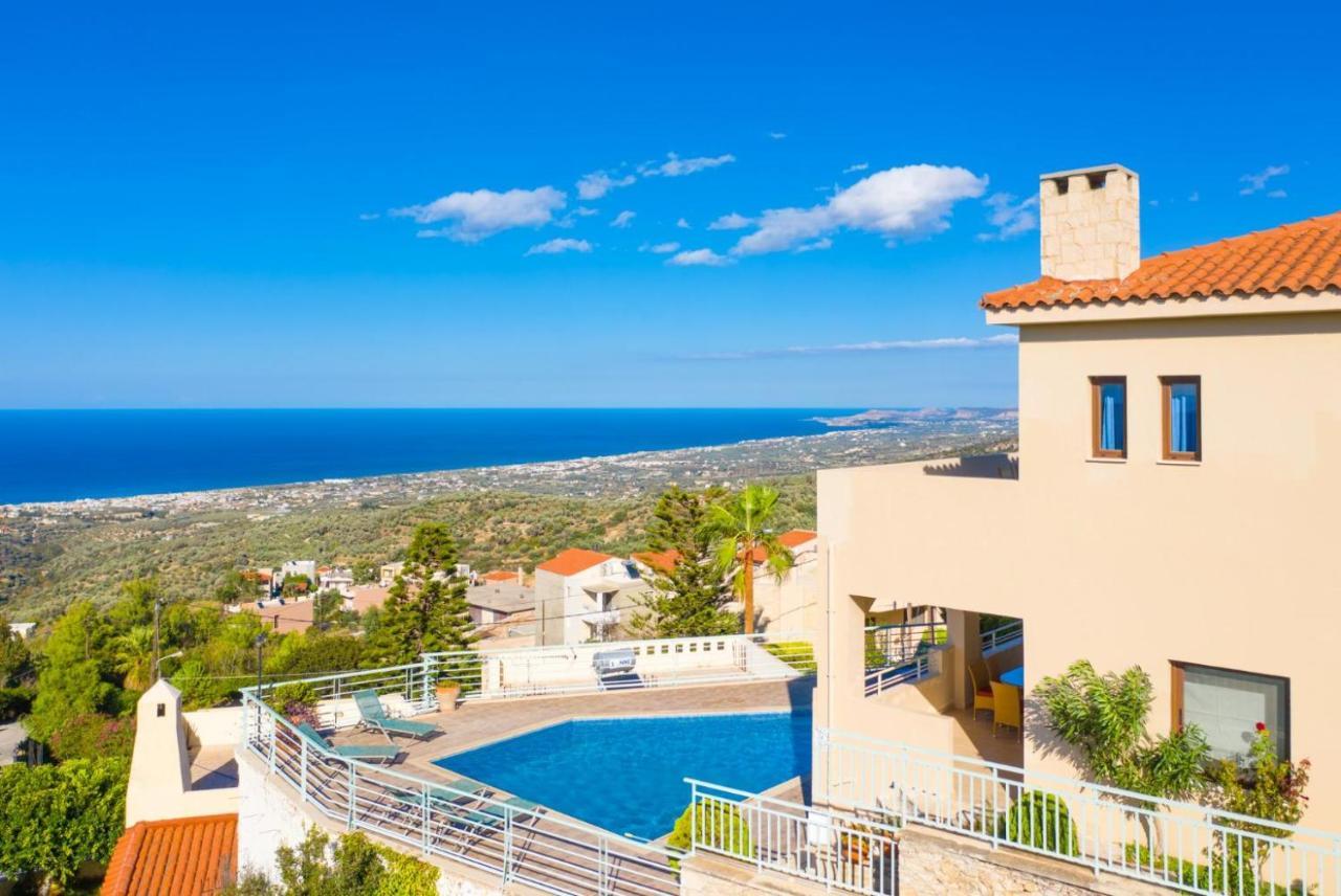 Villa Selini Roussospítion 外观 照片